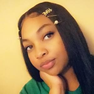 Meet your Posher, Devin